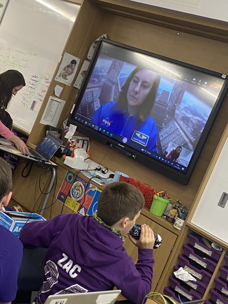 Space Challenger Mission in P7b this afternoon. Linking with <a href="/NASA/">NASA</a> in Maine. <a href="/AeroSKinross/">Aero Space Kinross</a> Thanks for letting us join. 🌘🚀#ambition
