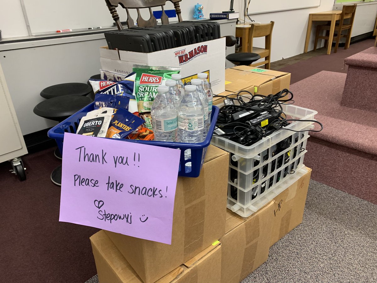 Mrs. Stepowyj tweet media