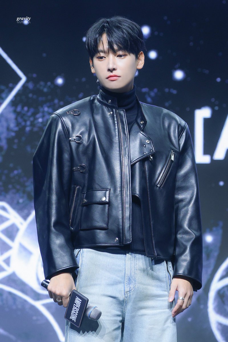 231115 #인성 #INSEONG #김인성 #SF9 

전신샷 제가 올려드려요 이날 ootd 굿>.♡