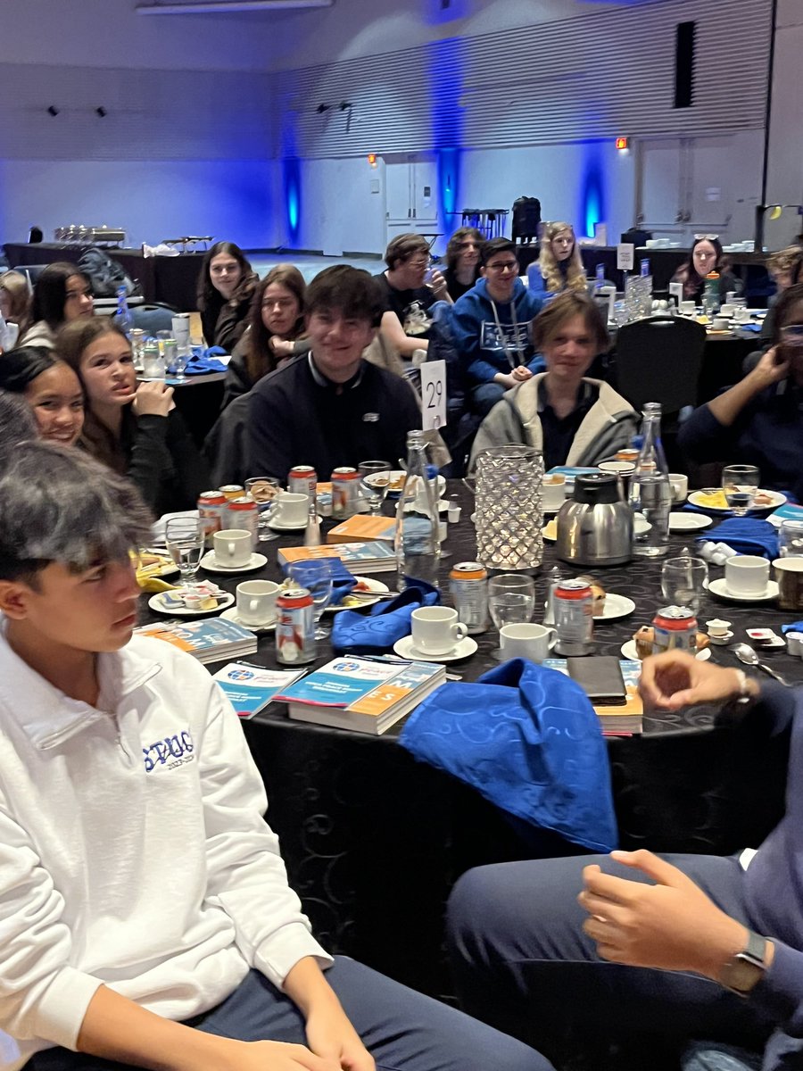 Julie Angiolillo tweet media