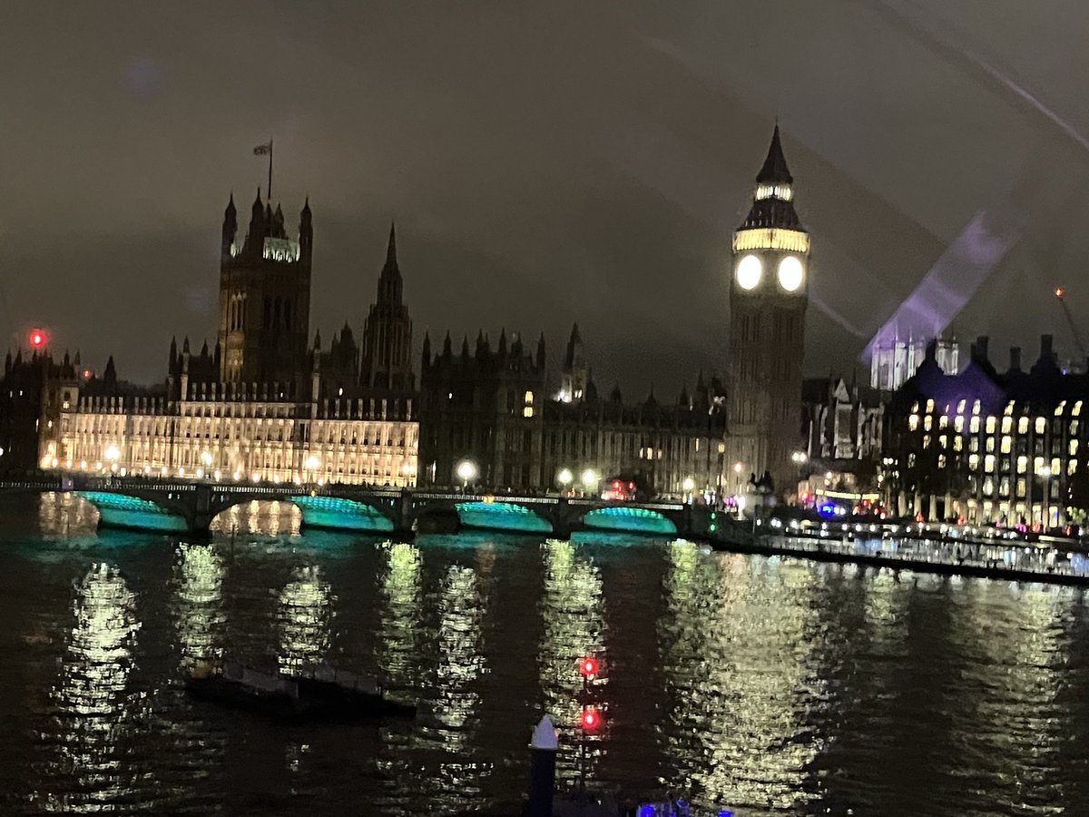 Many congrats to ⁦<a href="/MyPurpleSpace/">PurpleSpace</a>⁩ &amp; ⁦<a href="/DiverseAdvice/">Kay Allen FCIPD OBE</a>⁩ for a stunning launch for #IDPD - get lighting up purple for all things #disability on the 3rd Dec