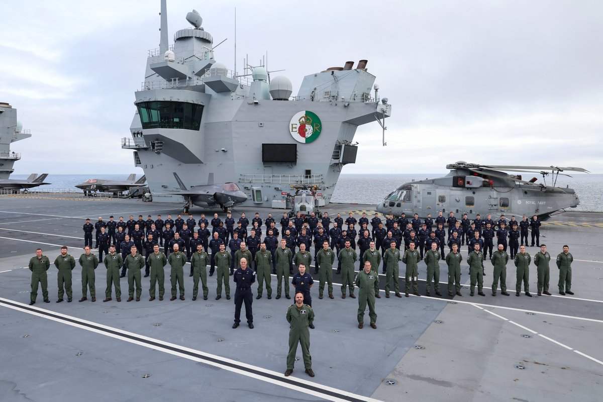 FIREDRAKE COMPLETE Half of the squadron has returned to homeplate @RNASCuldrose after a couple of months at sea aboard @HMSQNLZ and @hms_kent. We look forward to some time at home with our families and to welcoming our comrades back from their time aboard @HMSPWLS.