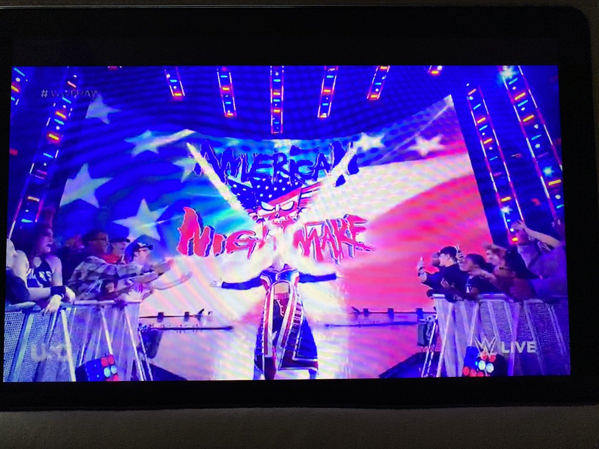 Iamzodkneel's tweet photo. Time for the Main Event from last weeks #RAW π Have to say tho itβs a little disrespectful to the champs @FinnBalor and @ArcherOfInfamy that we get all the entrance of the challengers but we go to bloody adverts when the Champs come out??!! π€π€·π»ββοΈ #Whatupwiththat ?! ππ‘ β¦ https://t.co/w4SIjROpKU