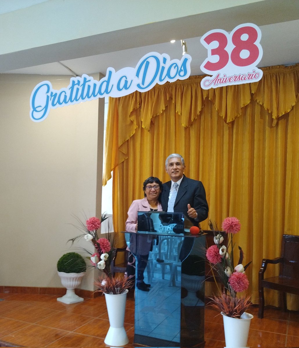 enehg_g's tweet photo. #RxsP El amor es mutuo y x siempre entre esposos❤️❤️. 6 A dónde se ha ido tu amado...?. Mi amado ha bajado a su jardín...a recoger los lirios. Yo soy de mi amado y mi amado es mio ❤️❤️🎵🎶🎶.Hay muchas mujeres + tú eres perfecta y única 😍eres bienaventurada. Jesús ama su iglesia https://t.co/mUMOSfA0Ht