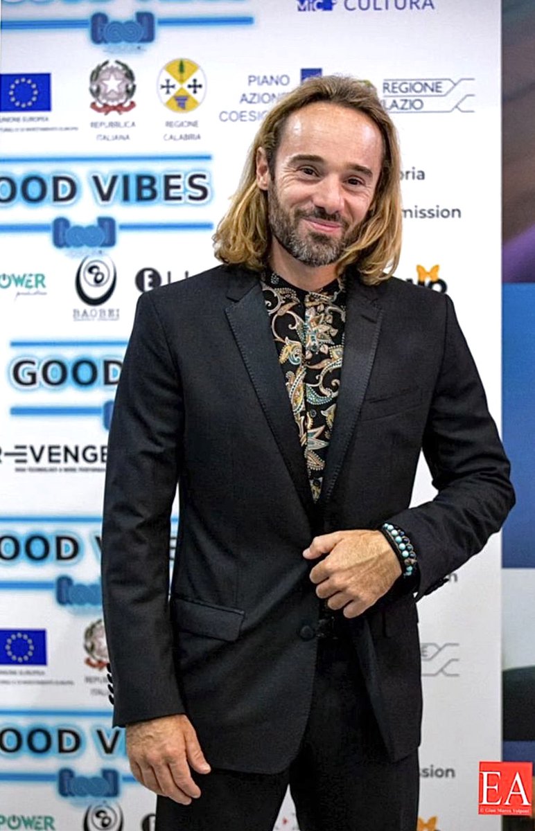 Le anteprime sono finite!
 DAL 23 NOVEMBRE 2023 GOOD VIBES  AL CINEMA NEI CIRCUITI  <a href="/ucicinemas/">UCI CINEMAS</a>it @ucicinemas  REGIA <a href="/janetdenardis/">Janet de Nardis</a> e con 
<a href="/VincentRiotta/">Vincent Riotta</a> #cinema #italy #actor #ludovicofremont