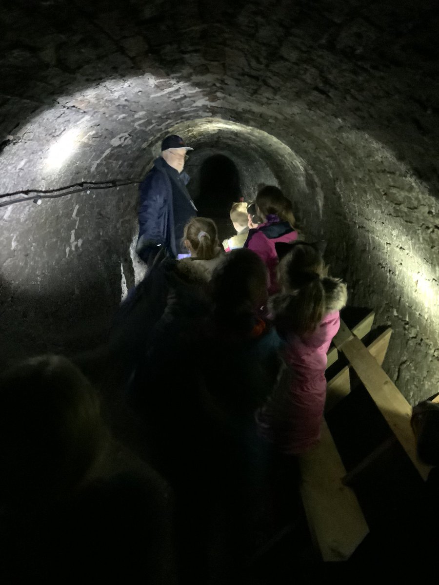 GosforthPark1st's tweet photo. What a brilliant experience! Blue Class loved their guided tour of the Victoria Tunnel and WW2 workshop. A huge thank you to our excellent tour guides @iloveouseburn https://t.co/gFCy3MXcL8