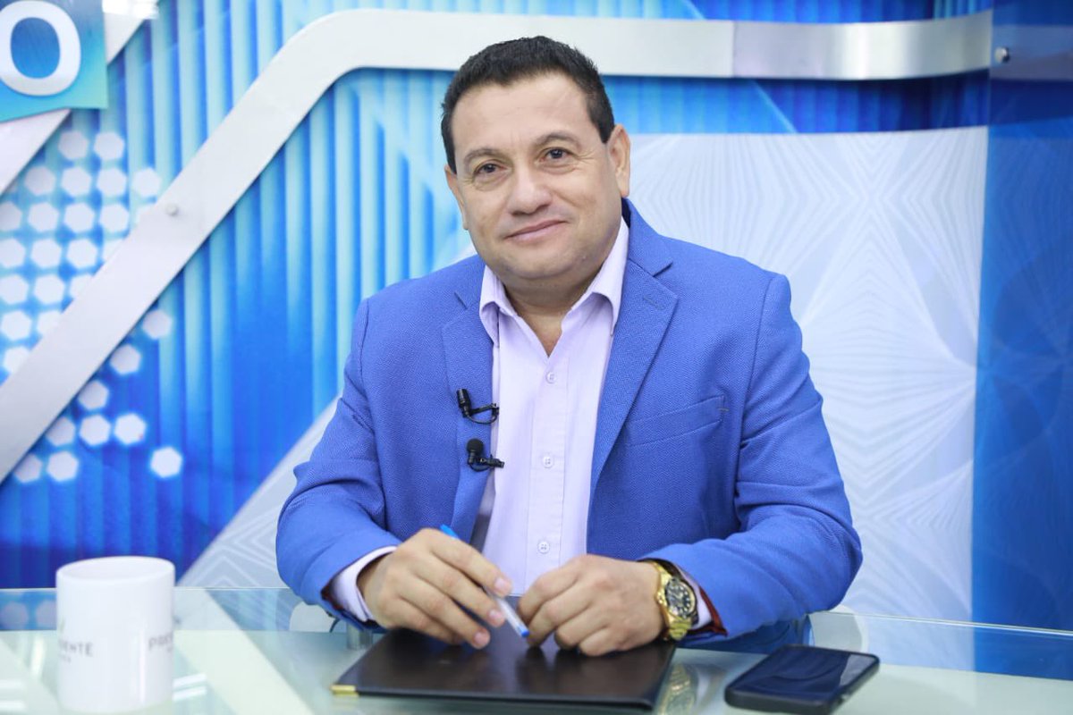 STAMSS_Oficial (@stamss_) on Twitter photo Ministro de Trabajo, <a href="/RolandoCastroSv/">Rolando Castro</a>, "Las inspecciones llevan como propósito fundamental salvaguardar la vida de los trabajadores. No estamos interesado en multar, nuestra aspiración es que todas las empresas cumplan incluso por encima de los estándares que establece la Ley. De Ministro de Trabajo, <a href="/RolandoCastroSv/">Rolando Castro</a>, "Las inspecciones llevan como propósito fundamental salvaguardar la vida de los trabajadores. No estamos interesado en multar, nuestra aspiración es que todas las empresas cumplan incluso por encima de los estándares que establece la Ley. De