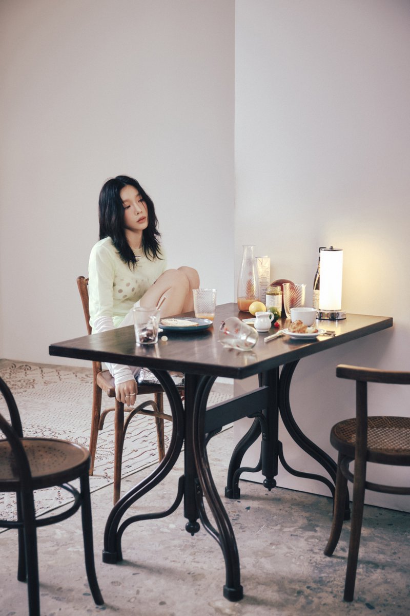 TAEYEONsmtown's tweet photo. TAEYEON 태연 'To. X' Image Teaser

TAEYEON 태연 The 5th Mini Album ‘To. X’ 
🎧 2023.11.27 6PM KST

💿 Pre-Order &amp; Pre-Save 
https://t.co/sHbY7Tw7WY

#태연 #TAEYEON 
#ToX #TAEYEONToX
#소녀시대 #GirlsGeneration https://t.co/RaJqaarWJp