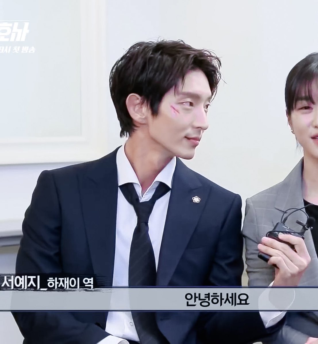 담 tweet media