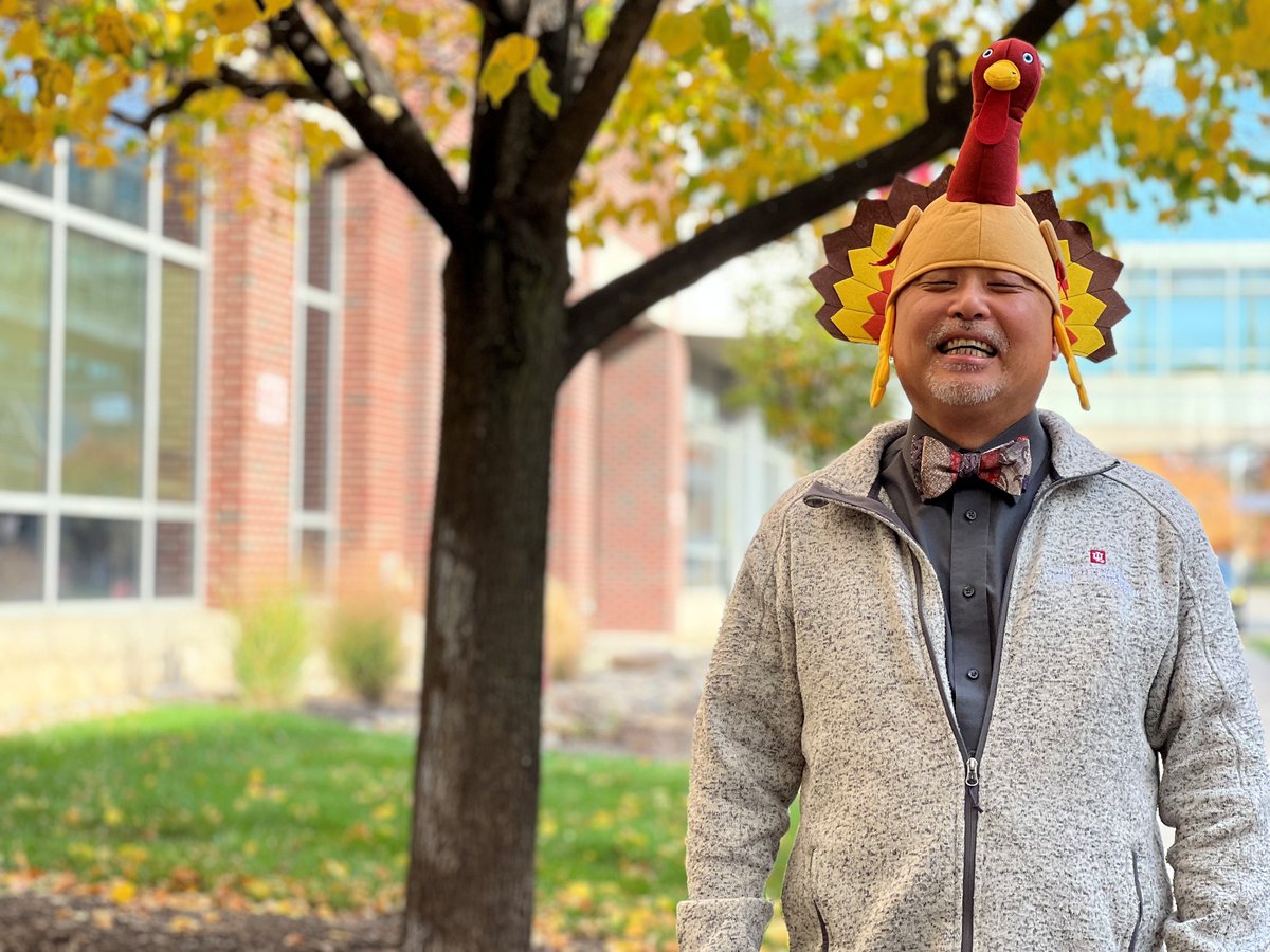At @IUCancerCenter, there are nearly 300 researchers who are truly thankful for donors like YOU to help us continue accelerating research to ensure patients live longer and stronger. Your gifts remind us that research is where the hope is. Thank you – and Happy Thanksgiving!