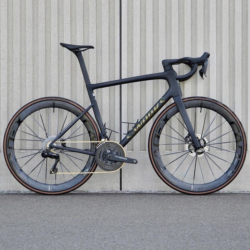 CADEX Cycling (@cadexcycling) on Twitter photo Leon Bikes brings some stealthy heat with a custom <a href="/iamspecialized/">Specialized Bicycles</a> S-Works Tarmac SL8, rocking the 50 Ultra Disc WheelSystem. This rad machine is ready to come for some KOMs!
#TarmacSL8
#BuiltWithCADEX
#overachieve Leon Bikes brings some stealthy heat with a custom <a href="/iamspecialized/">Specialized Bicycles</a> S-Works Tarmac SL8, rocking the 50 Ultra Disc WheelSystem. This rad machine is ready to come for some KOMs!
#TarmacSL8
#BuiltWithCADEX
#overachieve