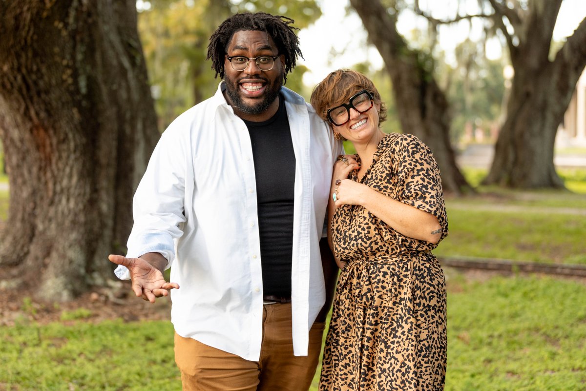 TulaneMedicine's tweet photo. Jeremy K. Fagan and Allyson Noyes, two 4th-year med students, have been selected as @ByWaterTulane Scholars for their concept for a community-based clinic that offers true respite and healing through medicine, gardening, acupuncture, herbalism, and more.
https://t.co/Ko2VMtyGo6 https://t.co/kUNu6bhQvB