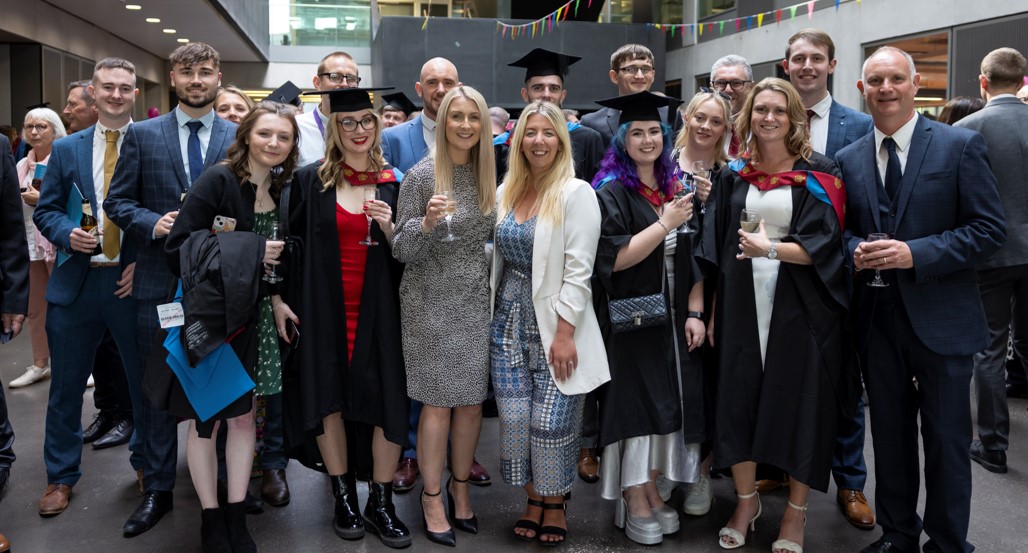 We are #McrMetProud of our Chemical Sciences Degree Apprenticeship Team for winning the prestigious 2023 Team Prize for Excellence in Higher Education from the @RoySocChem’s Education Division Awards. Congratulations to all 🎉 Read more: ow.ly/p0eq50Q9P3C