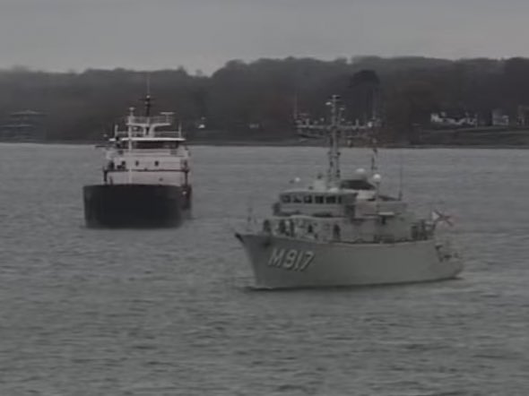 WarshipCam's tweet photo. Royal Belgium Navy Tripartite-class minehunter BNS Crocus (M917) in the Kiel Locks on the Kiel Canal - November 21, 2023 #bnscrocus #m917
SRC: webcam https://t.co/jvtsMokob4