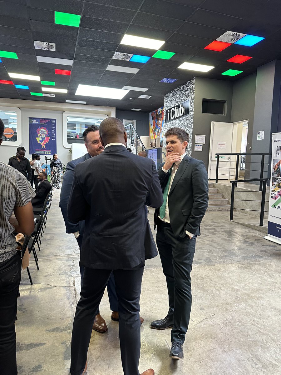 TshimologongIT's tweet photo. The big day has officially arrived🎉

Today the Tshimologong Digital Innovation Precinct is happy to be hosting the 𝐈𝐫𝐢𝐬𝐡 𝐓𝐞𝐜𝐡 𝐂𝐡𝐚𝐥𝐥𝐞𝐧𝐠𝐞 𝐒𝐀 𝟐𝟎𝟐𝟑 𝐒𝐡𝐨𝐰𝐜𝐚𝐬𝐞 𝐃𝐚𝐲.

You can join us virtually using the following link: https://t.co/IfSPeHBL93 https://t.co/csYpHlFMf5