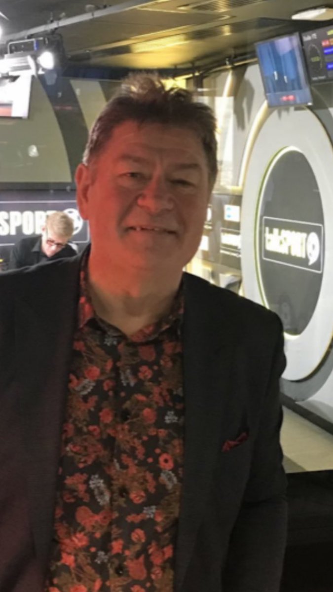 TrevorWelch_1's tweet photo. Another huge Saturday of Premier League Live @talkSPORTLive with @harveynormanIE on the way. @ManCity vs @LFC will kick us off at 12-30. @NUFC v @ChelseaFC at 3. And @BrentfordFC v @Arsenal at 5-30. @MrDavidConnolly is our special guest. Join us from 12. @rob96fm @urbanmediairl https://t.co/f1BAX0R6bG