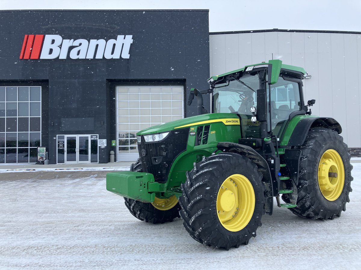 Brandt_AG's tweet photo. Gather 'round, folks! It's time to spotlight this trusty 2021 John Deere 7R 290 in Ponoka, AB for #TractorTuesday. Discover its story here: https://t.co/HoEE7uuPFJ
#usedag #agriculture #brandt #JohnDeere https://t.co/hdbmn4ksEd