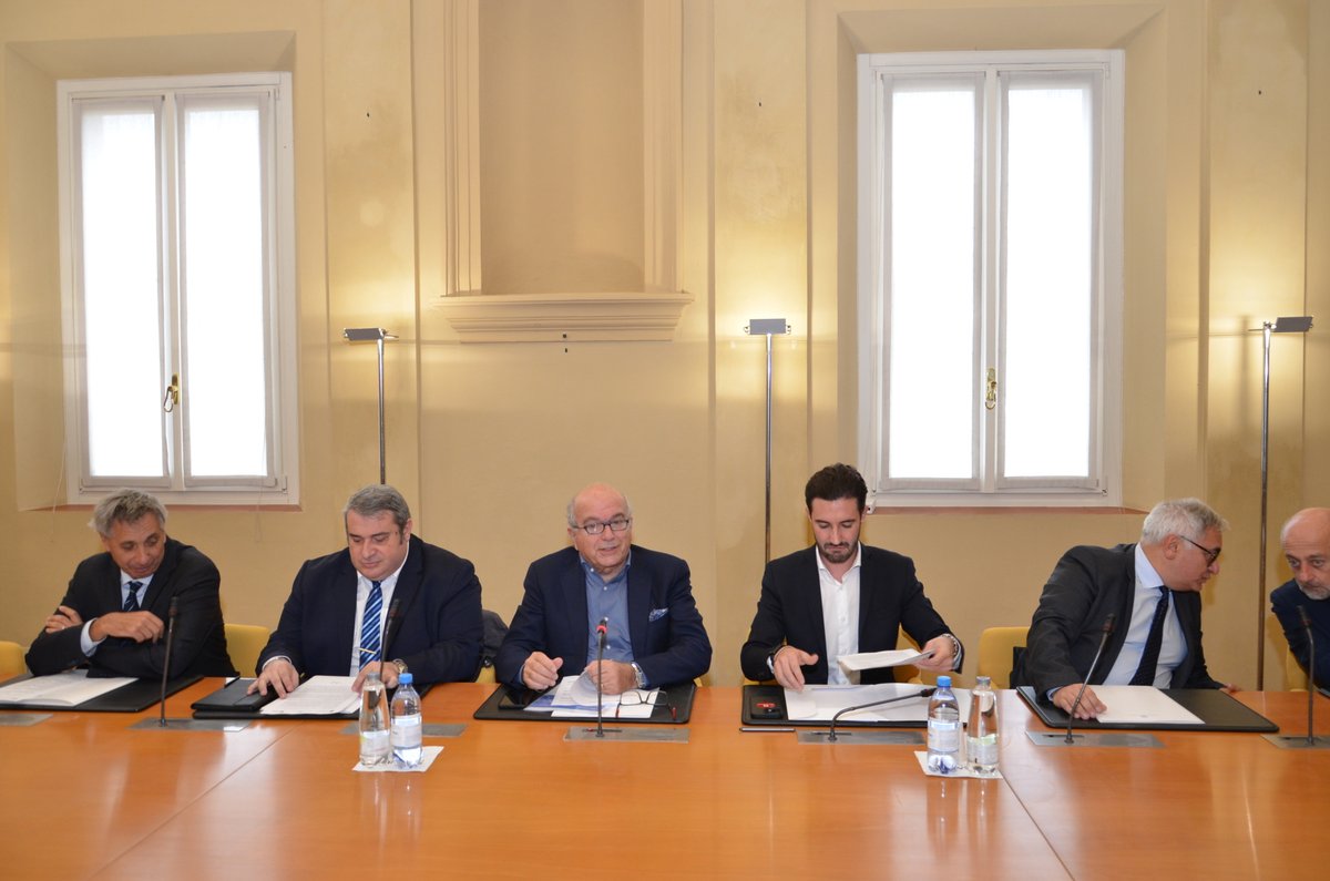 Abbiamo realizzato uno studio che quantifica i costi sociali della situazione attuale e ci dice in quanto tempo essi eguaglierebbero la spesa per realizzare la nuova infrastruttura e quante emissioni veicolari potrebbero essere evitate su questo territorio <a href="/GiovanniSavora1/">Giovanni Savorani</a>