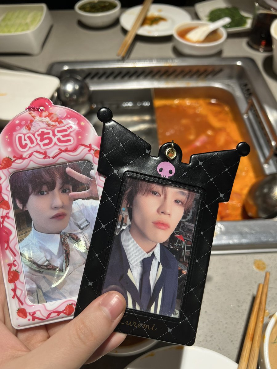 7777A_r's tweet photo. 。・゜・(🐬)・゜・。
러러 생일 축하해🩵
 #우리의_상하이러브_천러야생일축하해 https://t.co/e9dgAj0e3w