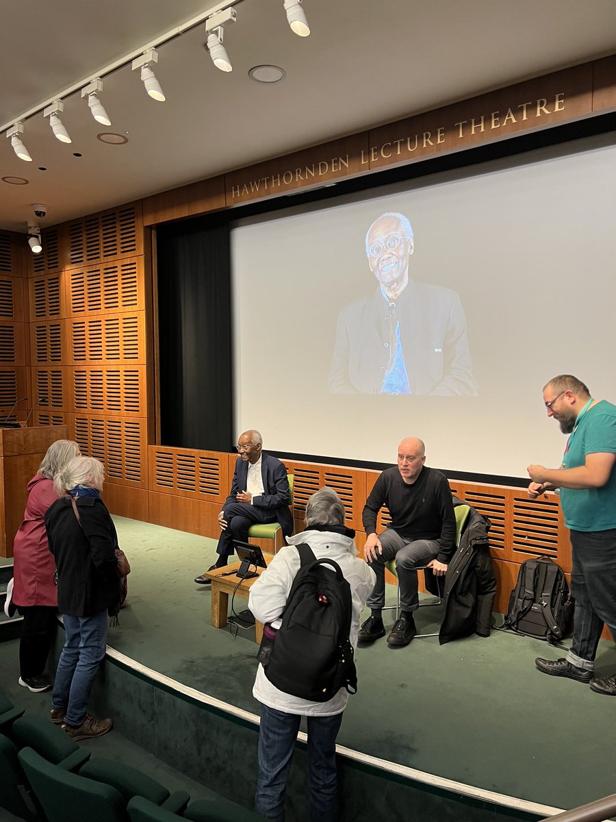 ceilidhclub's tweet photo. Wonderful talk by @SirGeoffPalmer and @grahamfagen at @NatGalleriesSco There is much to be done for Scotland to come to terms with its slave history. Thanks to those that are educating us. https://t.co/vdzFz9PM5F