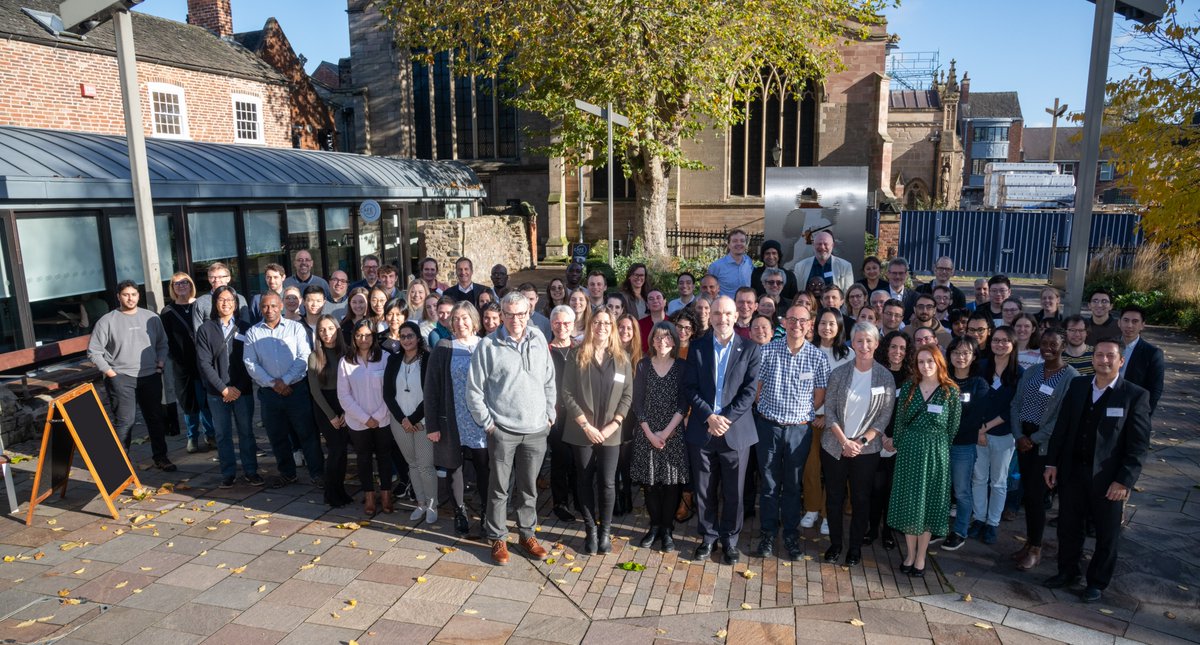 More than 100 people were the first to hear the very latest developments into the #genetic basis of respiratory health conditions at the recent #RespiratoryGenomics2023 scientific event in @uniofleicester Read more👉leicesterbrc.nihr.ac.uk/respiratory-ge…