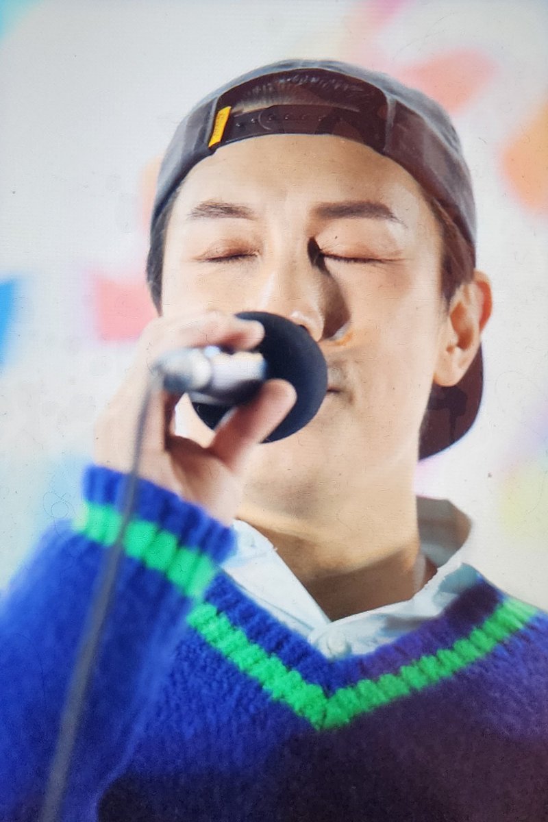 dw_11211's tweet photo. 231121 경주 생일기념 팬이벤트 동완프리뷰

오빠 진짜 천년만인거 같은 느낌에 눙물 ㅜㅜㅜㅜ
또 버스킹할때까지 숨참고 기다립미다 ㅜㅜㅜㅜ

#김동완 #KIMDONGWAN #김뎅 #더쇼신라하다 https://t.co/JRDLLwOshD