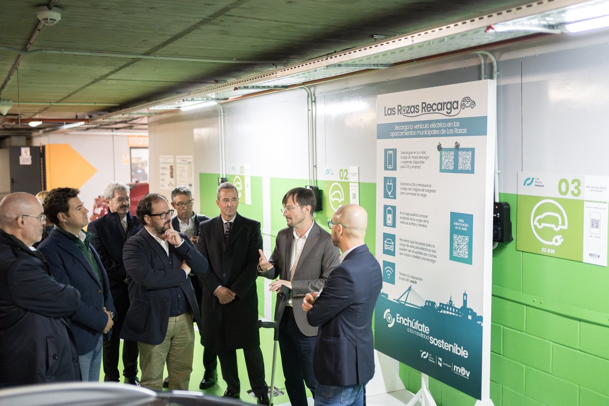 Ya está en marcha #LasRozasRecarga, la red      municipal de recarga para vecinos y visitantes de #LasRozas. 🚗🔋🔌

📰lasrozasinnova.es/las-rozas-reca…