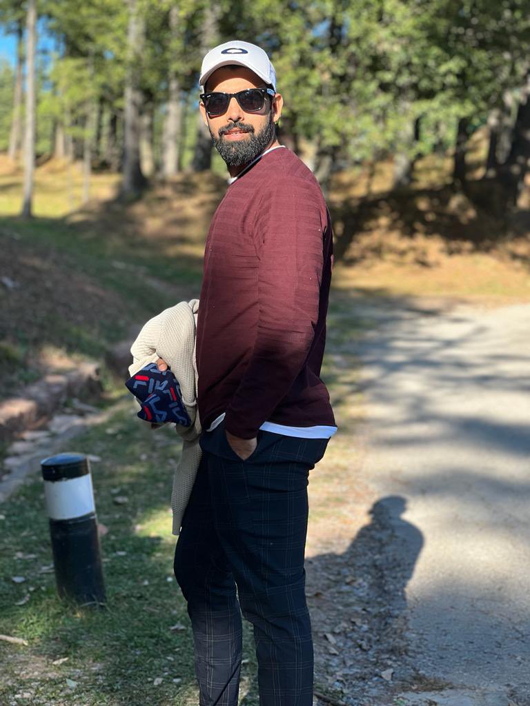 76Shadabkhan's tweet photo. Ups and downs are part of life but it is important to take a break, rest, reflect and then focus back on work. https://t.co/yxUN1UCuBu