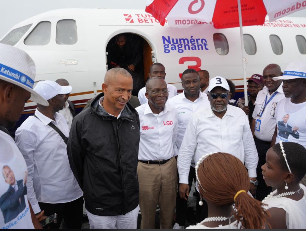 TopCongo's tweet image. #Élections2023, @moise_katumbi, le candidat numéro 3, est à #Buta, chef-lieu de la province du Bas-Uele, où il a animé un meeting tout à l’heure. Les candidats présidents @Mapon_Matata, @franckdiongooff et @sethkikuni qui ont rallié sa candidature sont sur place avec lui #RDC