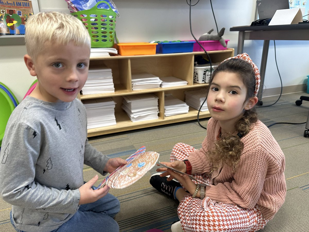 Kelly Dickerson tweet media