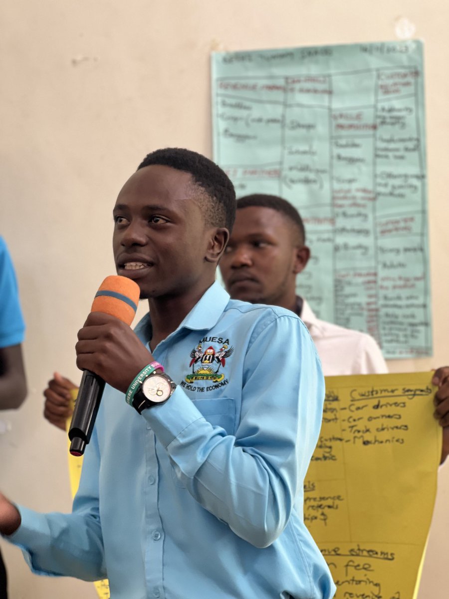 DeptMubs's tweet photo. Our students pitching their business ideas guided by the Business Model Canvas tool. This is part of efforts by the department to see our students graduate with  feasible businesses as they appreciate the opportunities available. This is part of the mentorship Program. https://t.co/130oA6sciI