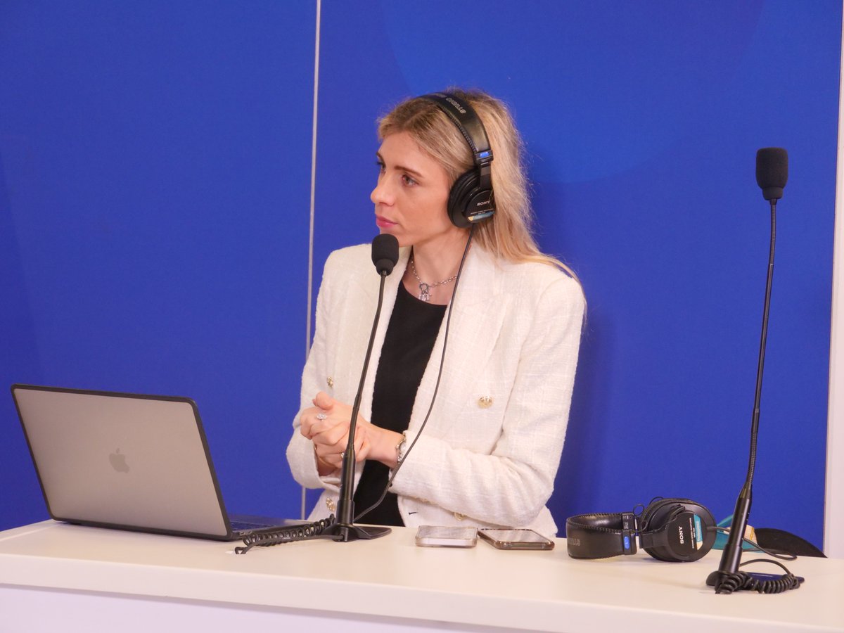 🇫🇷 C'est parti pour le <a href="/salondesmaires/">Salon des Maires et des Collectivités</a> ! 

Comme chaque année, <a href="/radioimmo/">radio.immo</a> et <a href="/RadioTerritoria/">RadioTerritoria</a>  délocalisent leur plateau afin de partager avec vous les temps forts de ce Salon ! 🚀

Stéphanie Gay, directrice du Salon ouvre le bal des #ITW ! 

🎧👉 urlz.fr/ozap