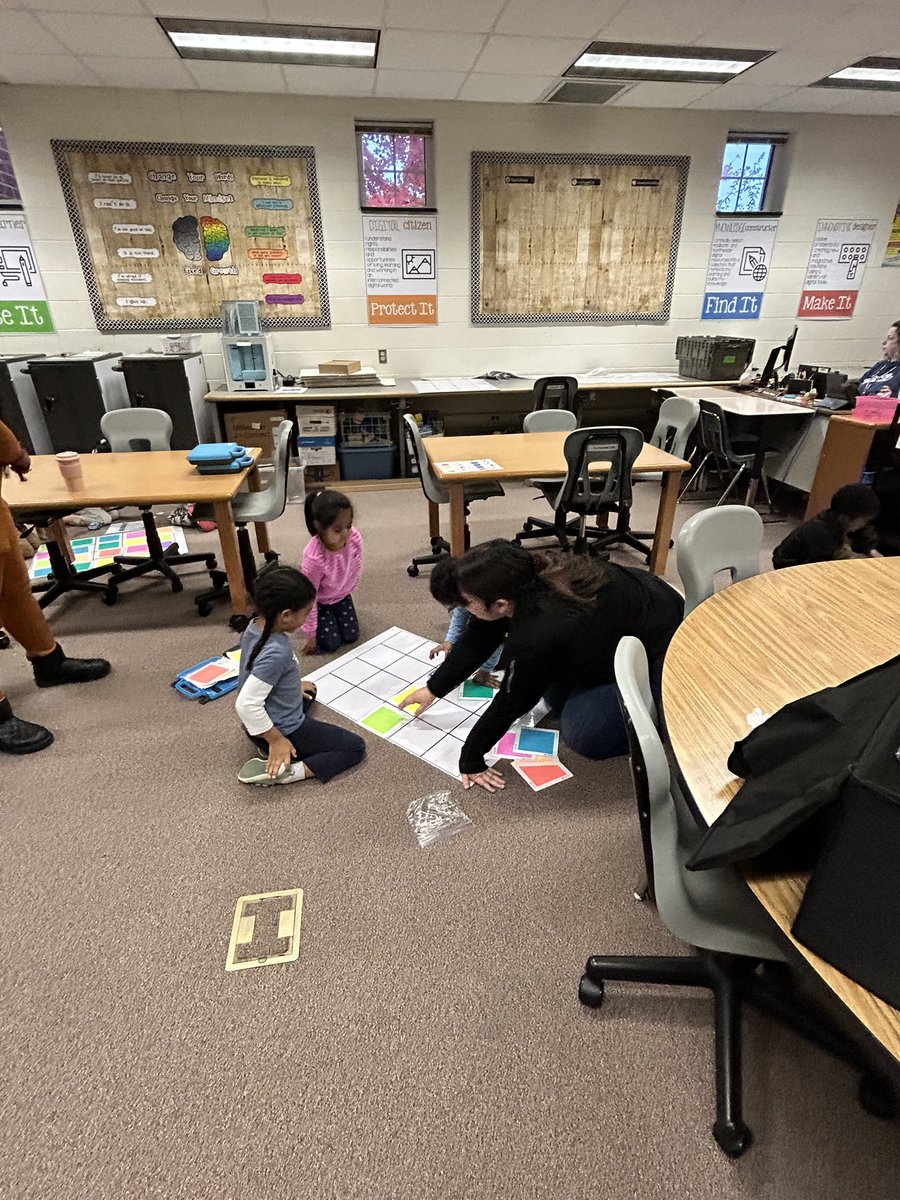 MrsColliersKs's tweet photo. Nothing better than playing and exploring to learn how to code Sphero Indi! @LCPSLegacy @JLoganMcIntoshV @regratz87 Thanks to our amazing IFTs for adding excitement to our day before Thanksgiving! Can’t wait to use them daily in our centers! https://t.co/fjB1NowbNh