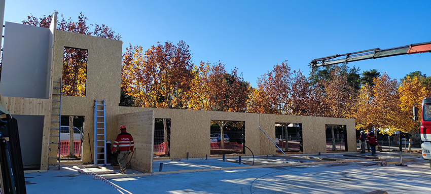 ctforestal's tweet photo. 🙌En marxa el Hub Forestal de Catalunya

👉Es tracta d'un centre d’#innovació i #tecnologia d’última generació que servirà per accelerar l’ús i la valorització de la #fusta local serrada o triturada i per fomentar la bioeconomia circular #FonsClimàtic 

ℹ️ https://t.co/sNeTa9qoj0 https://t.co/XJcIDsLxgc
