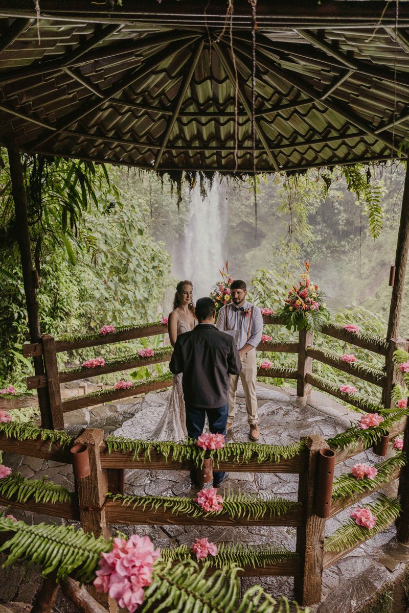 We love witnessing your beautiful unions and be part of your unique adventure ✨❤️

•
•
•

Captured by : @bacalaofilms

#costaricaweddingplanner #costaricaweddings #CostaRica #DestinationWedding #DestinationWeddingCostaRica #DestinationWeddingPlanner #WeddingC...