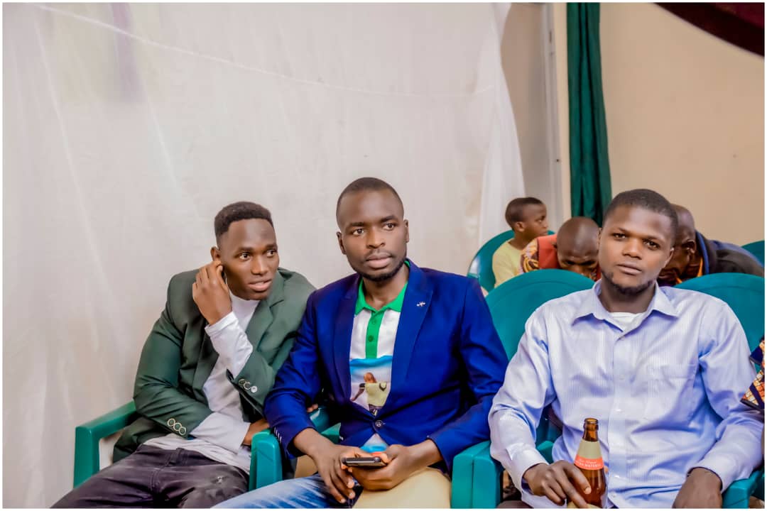 #Momentum
🇧🇮🇧🇮🇧🇮🇧🇮