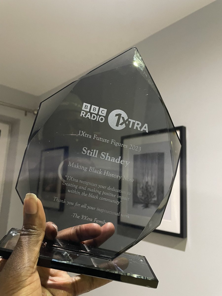 GLORIOUS NEWS 💿 OUT NOW tweet media