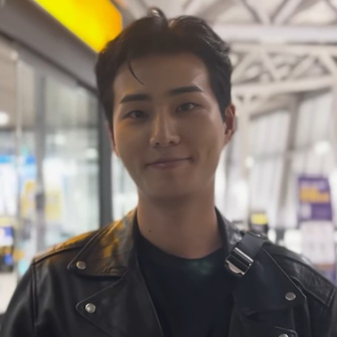 onlyforyoungk tweet picture