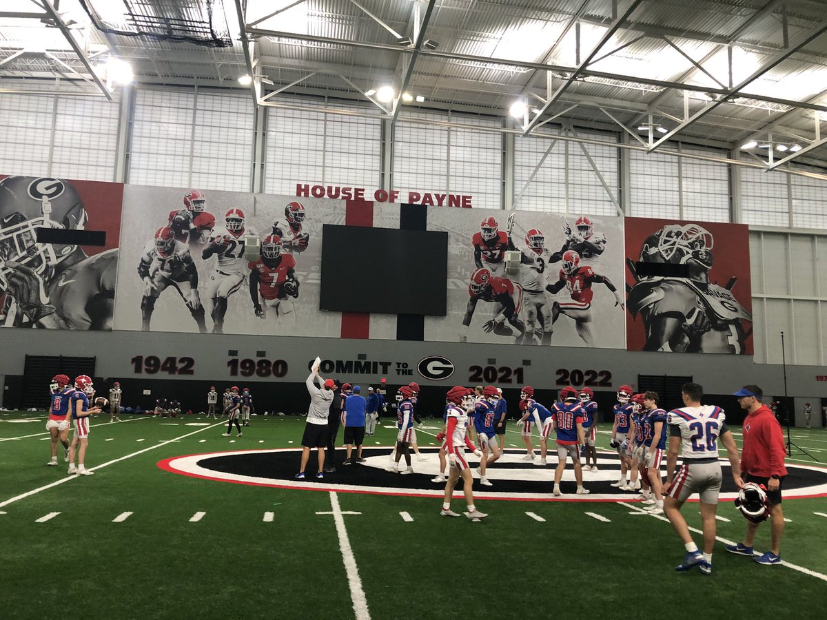 The boys are getting work in at UGA this morning. Thank you to the Dogs for the use use of the facility. Got to see Malaki as well!!!!! A great start to a great day!!!!! Fire up Dragons! We are in the quarterfinals and will be practicing on Thanksgiving!!!!