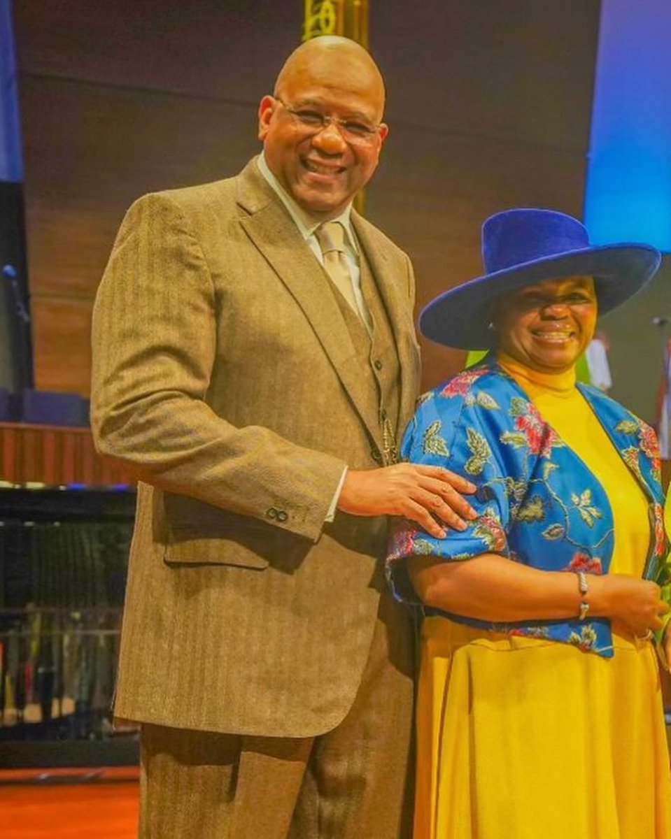 ShalomCCOP's tweet photo. Congratulations to The Church Without Walls Ralph Douglas West on celebrating 36 years of spreading the Gospel! It was an honor to be apart. @TCWWHouston 
#36years #beencouraged https://t.co/Xt2AjPL7bb