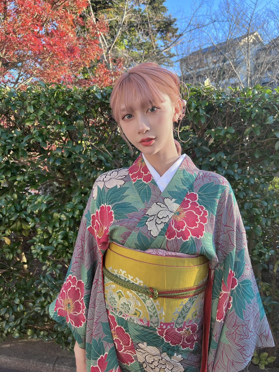 mimo0120aa's tweet photo. 好久沒穿和服惹////
天氣太冷..以為穿完會比較暖….看很多日本人還穿短裙的說…🥹🥹 https://t.co/OvBGMqoXUS