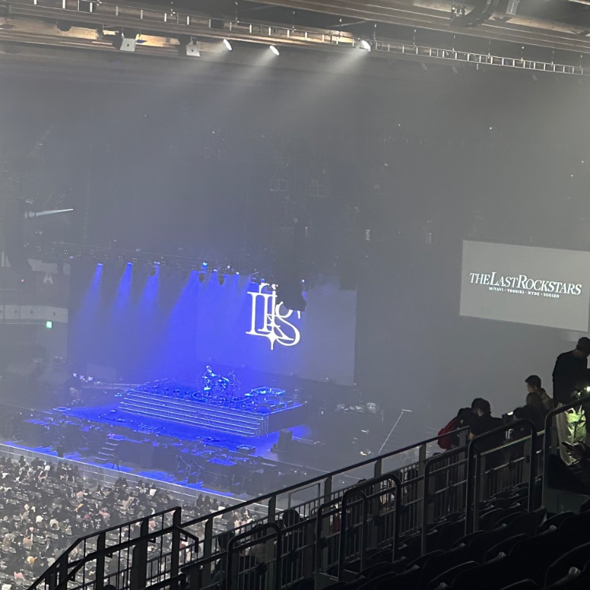 DoctoneAnotherP's tweet photo. 今夜の有明アリーナ🏟️
極上のパフォーマンスに感動と
涙、ありがとう😊

#THELASTROCKSTARS https://t.co/QLacMuYdfw