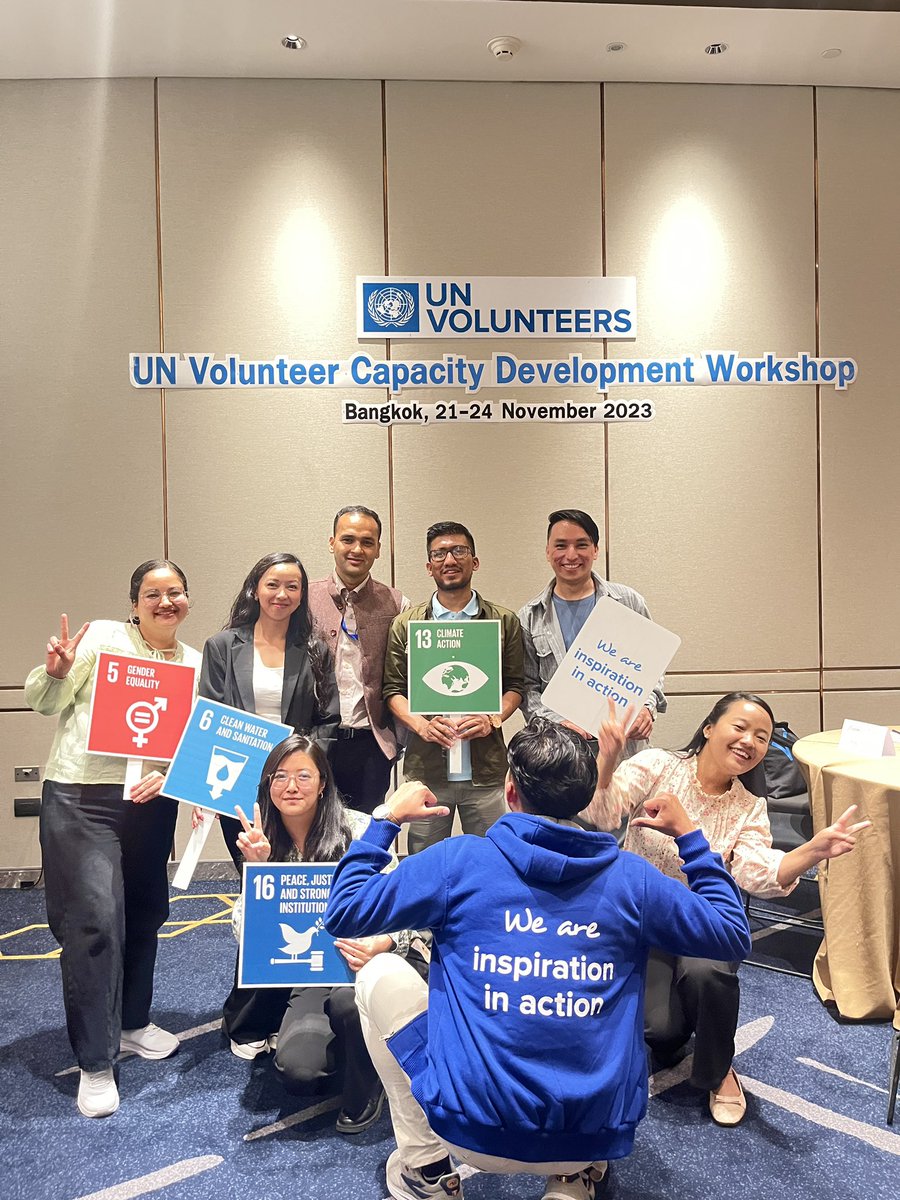 UNVAsiaPacific's tweet photo. Learning is an integral part of UNV' assignments!

UN Youth Volunteers from across Asia &amp; Pacific meet in Bangkok for the Assignment Preparation Training.

@ChristianHainzl applauded their contribution to accelerate the #SDGs &amp; urged them to be good ambassadors of #volunteerism. https://t.co/ylu4tI81js