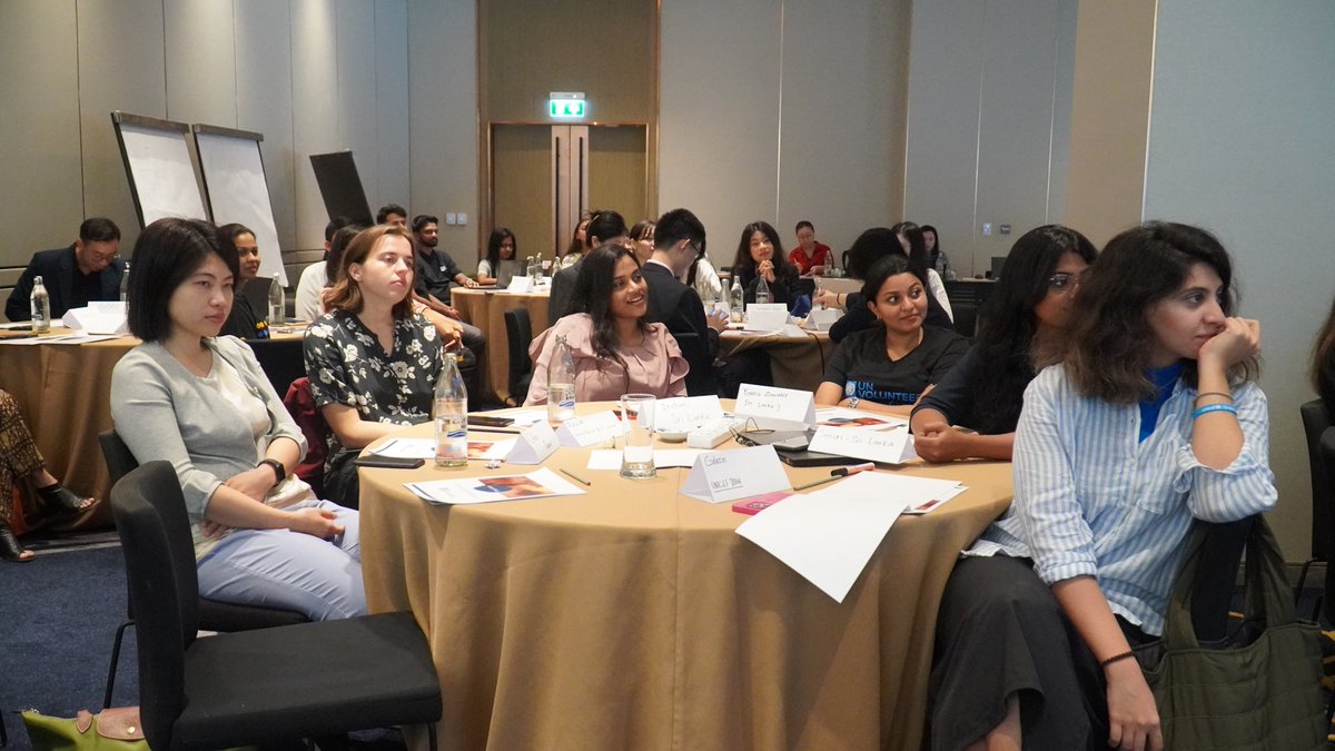 UNVAsiaPacific's tweet photo. Learning is an integral part of UNV' assignments!

UN Youth Volunteers from across Asia &amp; Pacific meet in Bangkok for the Assignment Preparation Training.

@ChristianHainzl applauded their contribution to accelerate the #SDGs &amp; urged them to be good ambassadors of #volunteerism. https://t.co/ylu4tI81js