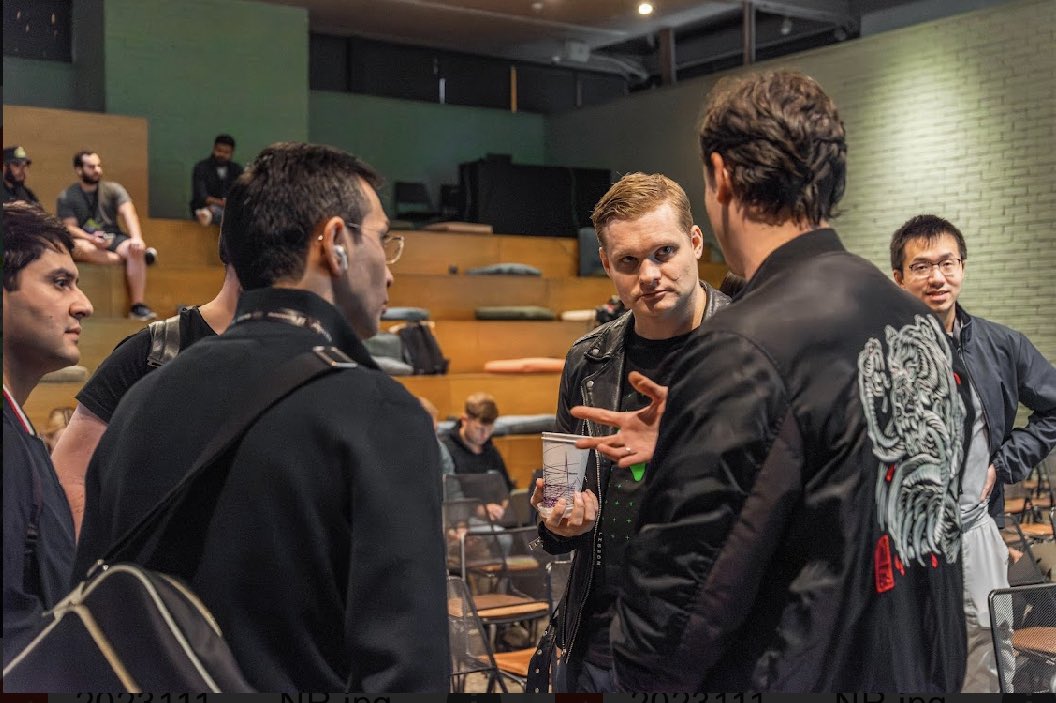 mw_logrts's tweet photo. ETH infra event 
@ilblackdragon 
@r_prokh 
@theamirbek https://t.co/vC5BE5c4zF