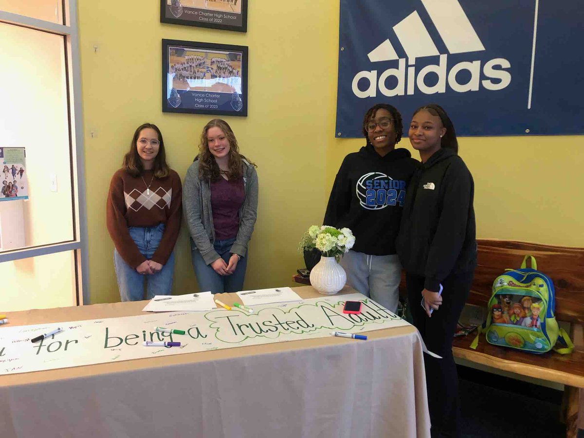 vancecharter's tweet image. SAVE Promise Club spent the morning showing GRATITUDE and thanking their trusted adult!  What a wonderful way to kick off the holiday season!