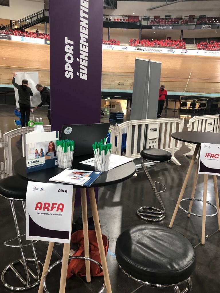 ARFA_Formation's tweet photo. Les Jeux Recrutent au @Velodrome_nat avec @poleemploi_IDF 
L'ARFA est présent toute la journée pour relayer les formations de l'ensemble de ses organismes de formation partenaires.
#JOP2024 https://t.co/JNT12Wf3yd