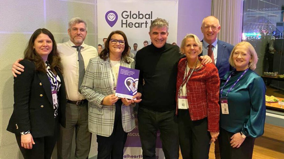 Global Heart Hub was delighted to be at PCR London Valves to launch our new roadmap. Pictured - The Global Heart Hub team and our shared decision-making contributors, with Prof Bernard Prendergast (centre). #PCRLV #HeartSDM #SharedDecisionMaking #HeartValveDisease