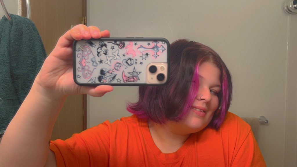 edemarieee's tweet photo. I’m literally obsessed with my phone case. 💗💗

@nessabarrett @WildflowerCases 

#nessabarrett #babycowboy #wildflowercases https://t.co/UayJ5bvip3
