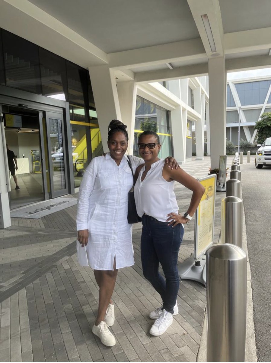 When yuh fren from wen is in town!!!!